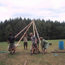 De vierpikkel van de toren gaat neer - Scouts en Gidsen Zaventem 